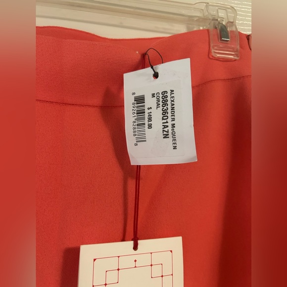 Alexander McQueen short ruffled skirt NWT - Picture 5 of 6